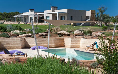 Villa Carovi: Mobili Da Esterno, Shade, Tempo Libero, Lettino, Piscina, Design, Vacanza, Struttura Esterna, Ombrello, Ricorrere