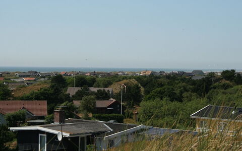 Rohan - 800M from the Sea: Casa, Tetto, Casa, Porta, Villetta, Shade, Giardino, Groundcover, Portico, Cortile