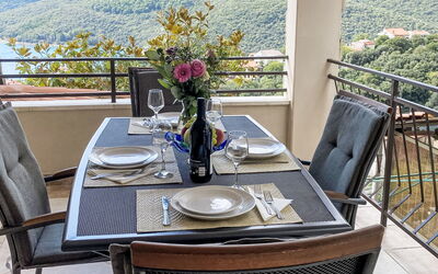 Rabac 103: Mare, Ricorrere, Piscina, Hotel, Balcone, Località Balneare, Resort Citta ', Villa, Spiaggia, Corrimano