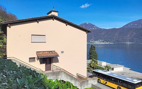Apt. Marina: Giardino, Shade, Prato, Landscaping, Cortile, Parco