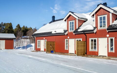 Svanhågna Gård: Legna, Villetta, Casa, Casa, Tetto, Raccordo, Inverno, Neve, Congelamento, Pendenza