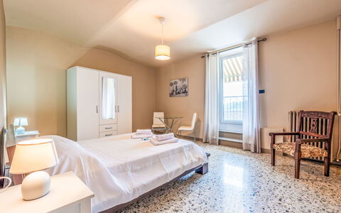 Nonna Maria del Pio: Interior Design, Parete, Pavimentazione, Pavimento, Mobilia, Legna, Soffitto, Camera, Camera Da Letto, Letto