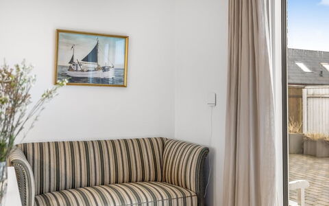 Heida - 1.5Km from the Sea: Interior Design, Mobilia, Legna, Pavimentazione, Pavimento, Appartamento, Camera, Casa, Soggiorno, Cornice