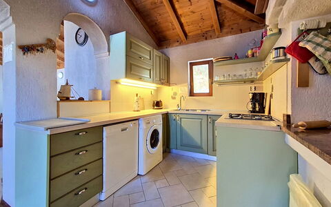 Blue: Interior Design, Parete, Pavimentazione, Soffitto, Legna, Cucina, Controsoffitto, Mobilia, Apparecchio Major, Pavimento