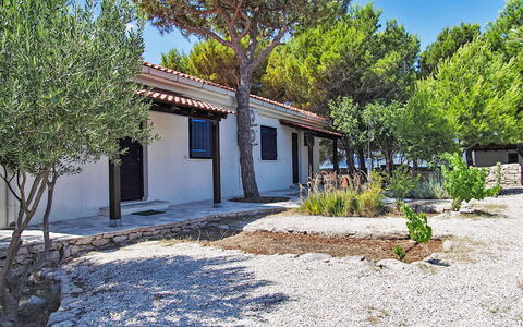 Blue: Appartamento, Condominio, Inverno, Paesino Di Montagna, Neve