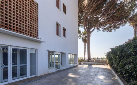 Set Pins: Piscina, Appartamento, Ricorrere, Balcone, Condominio, Shade, Eco Hotel, Hotel, Resort Citta '