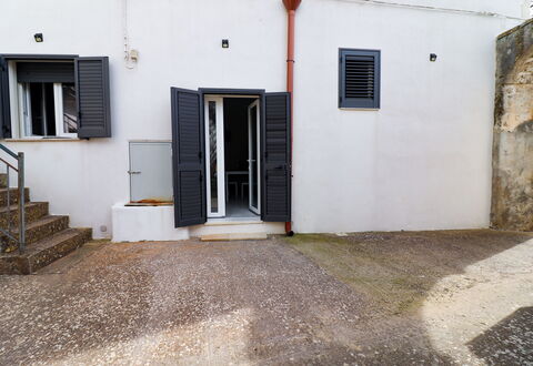 Elaia'S House Cannole