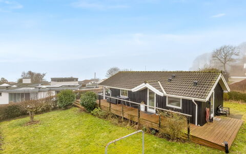 Gro - 250M from the Sea: Legna, Tetto, Casa, Casa, Architettura, Raccordo, Lotto, Villetta, Capannone, Edifici Giardino