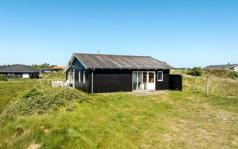Gunborg - 800M from the Sea: Soffitto, Pavimentazione, Interior Design, Pavimento, Materiale Composito, Mobilia, Ricorrere, Hotel, Design, Illuminazione Diurna
