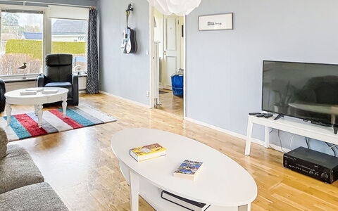 Tallkotten: Mobilia, Interior Design, Pavimentazione, Pavimento, Soffitto, Camera, Appartamento, Soggiorno, Casa, Illuminazione