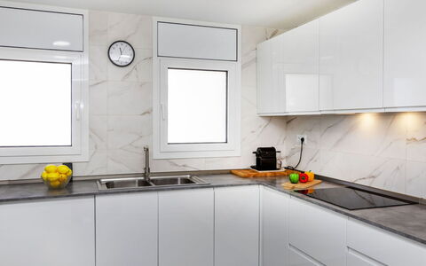 Mi Capricho: Cucina, Controsoffitto, Interior Design, Legna, Pavimentazione, Elettrodomestico Da Cucina, Cabinetry, Casa, Mobilia, Pavimento