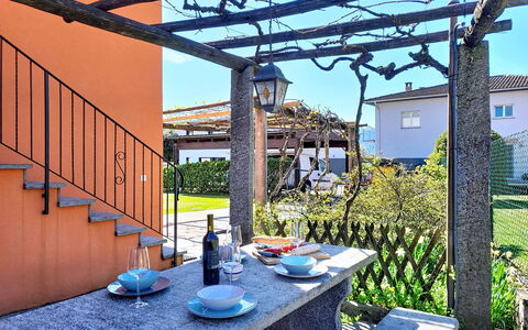 Sailor'S Home: Mobili Da Esterno, Shade, Sedia, Giardino, Tavolo Esterno, Vaso Di Fiori, Eco Hotel, Backyard, Cortile, Landscaping