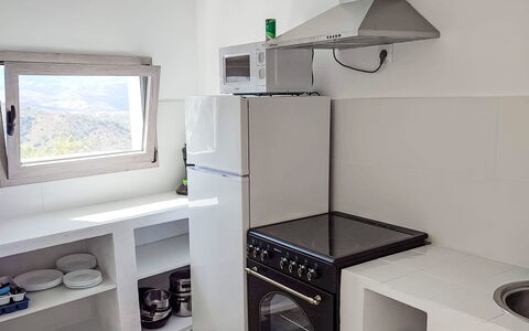 Nido Aguila Blanca: Apparecchio Major, Interior Design, Elettrodomestico Da Cucina, Pavimentazione, Mobilia, Pavimento, Soffitto, Elettrodomestico, Camera, Cucina
