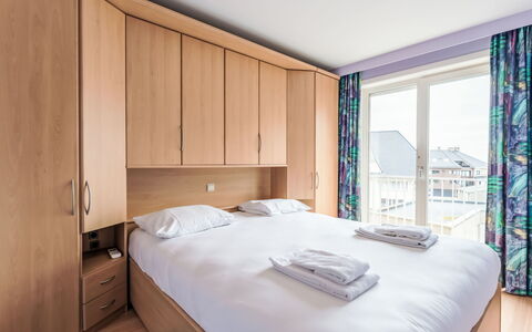 Mitsou with Seaview and Parking: Interior Design, Mobilia, Legna, Pavimento, Pavimentazione, Soffitto, Appartamento, Camera, Camera Da Letto, Letto