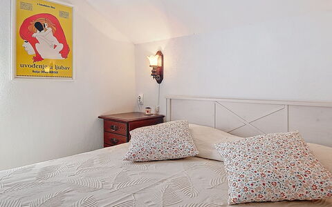Country Pleasure Cottage: Appartamento, Ricorrere, Sedia, Shade, Balcone, Cucina & Sala Da Pranzo Tavolo, Ristorante, Eco Hotel, Hotel