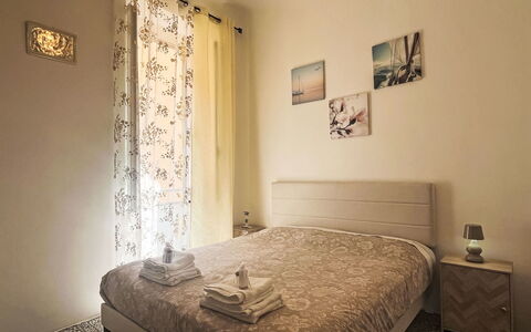 Casa Js: Letto, Camera Da Letto, Interior Design, Mobilia, Parete, Pavimento, Legna, Lenzuolo, Pavimentazione, Camera