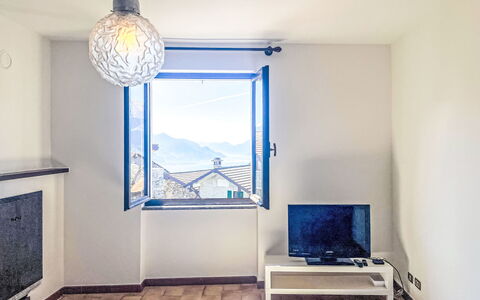 Casa Pradell: Appartamento, Ricorrere, Sedia, Shade, Balcone, Cucina & Sala Da Pranzo Tavolo, Ristorante, Eco Hotel, Hotel