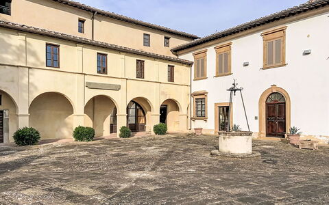 Palaia 629: Appartamento, Ricorrere, Sedia, Shade, Balcone, Cucina & Sala Da Pranzo Tavolo, Ristorante, Eco Hotel, Hotel