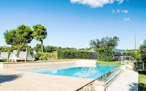 Rose Adriano Home: Appartamento, Ricorrere, Sedia, Shade, Balcone, Cucina & Sala Da Pranzo Tavolo, Ristorante, Eco Hotel, Hotel