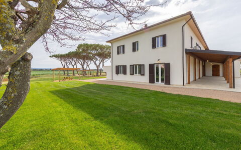 Bibbona 15: Appartamento, Ricorrere, Sedia, Shade, Balcone, Cucina & Sala Da Pranzo Tavolo, Ristorante, Eco Hotel, Hotel