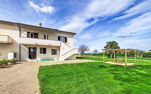 Bibbona 15: Appartamento, Ricorrere, Sedia, Shade, Balcone, Cucina & Sala Da Pranzo Tavolo, Ristorante, Eco Hotel, Hotel