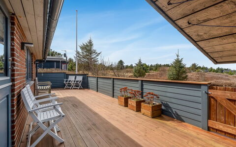 Severina - 900M from the Sea: Legna, Giardino, Backyard, Lotto, Casa, Tetto, Shade, Deck, Latifoglie, Cortile