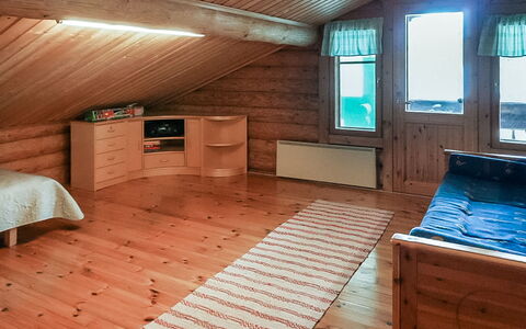 Sinikello: Pavimento, Legna, Pavimentazione, Interior Design, Mobilia, Camera Da Letto, Soffitto, Letto, Camera, Casa