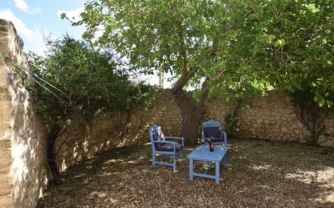 Villa Fontanazza: Shade, Mobili Da Esterno, Giardino, Sedia, Backyard, Ombra