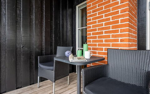 Hava - 250M from the Sea: Legna, Casa, Portico, Deck, Latifoglie, Tetto, Color Legno, Pavimento In Legno, Eco Hotel