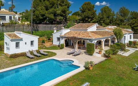 Tika: Estate, Dimora, Hacienda, Villa, Prato, Piscina, Landscaping, Cortile, Agriturismo, Ricorrere