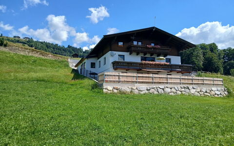 Panoramablick Tauern: Area Rurale, Paesaggio, Lotto, Plain, Villetta, Pendenza, Catena Montuosa, Villaggio, Campo