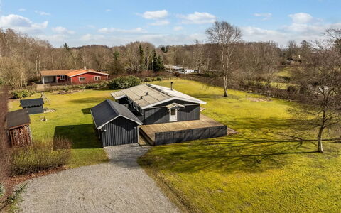 Jytte - 800M to the Fjord: Mobilia, Legna, Interior Design, Pavimentazione, Pavimento, Sedia, Camera, Soffitto, Soggiorno, Appartamento