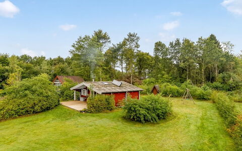 Jalina - 30Km from the Sea: Verde, Arbusto, Casa, Villetta, Tetto, Lotto, Area Rurale, Giardino, Groundcover