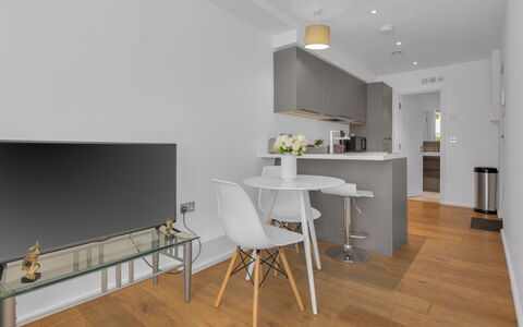 Camden Studio: Barca, Corpo D'Acqua, Moto D'Acqua, Barche E Nautica - Macchine E Materiali, Waterway, Canale, Marina, Nave, Architettura Navale, Costiera E Morfologie Oceanic