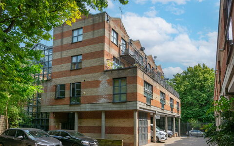 Camden Apt: Barca, Corpo D'Acqua, Moto D'Acqua, Barche E Nautica - Macchine E Materiali, Waterway, Canale, Marina, Nave, Architettura Navale, Costiera E Morfologie Oceanic