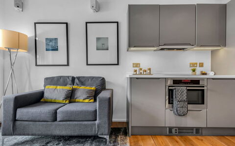 Camden Apt: Barca, Corpo D'Acqua, Moto D'Acqua, Barche E Nautica - Macchine E Materiali, Waterway, Canale, Marina, Nave, Architettura Navale, Costiera E Morfologie Oceanic