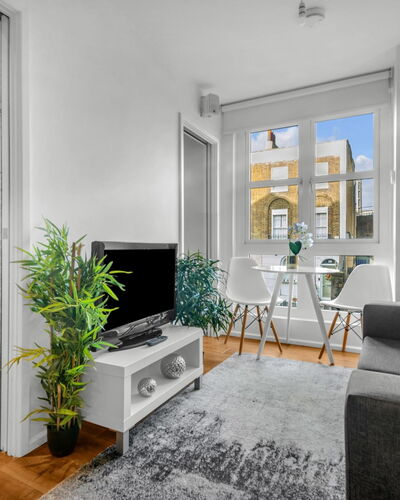 Camden Apt