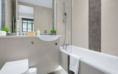 Lawerence Apartment