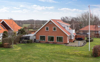 Arnke - 300M from the Sea