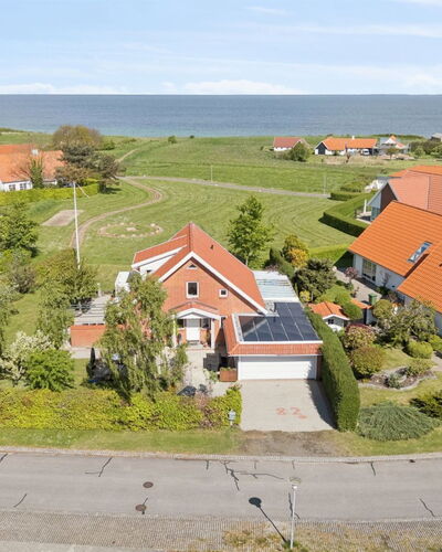 Arnke - 300M from the Sea