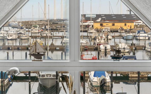 Pejo - 10M from the Sea: Marina, Barca, Moto D'Acqua, Albero, Porta, Dock, Architettura Navale, Porto, Barche E Nautica - Macchine E Materiali, Barca A Vela