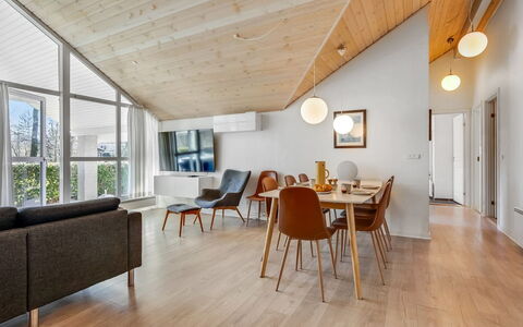Antoinetta - 350M from the Sea: Interior Design, Pavimentazione, Pavimento, Soffitto, Pavimento In Legno, Mobilia, Legna, Divano, Soggiorno, Lampada