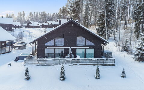 Parashimos B: Neve, Inverno, Casa, Casa, Villetta, Tetto, Congelamento, Raccordo, Pendenza, Log Cabin