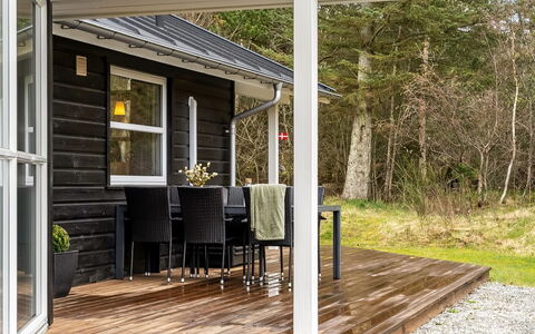 Joske - 2Km from the Sea: Legna, Portico, Pavimentazione, Deck, Latifoglie, Porta, Casa, Color Legno, Plank, Pavimento In Legno