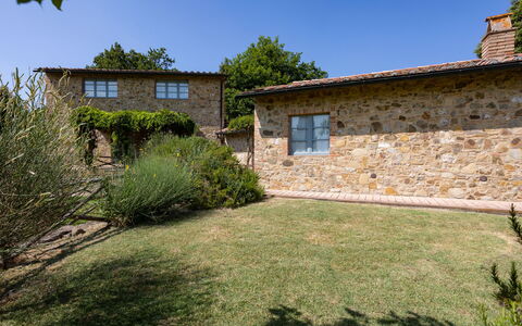 Casa Stella Serena, Podere le Scopaie, Pool: Erba, Arbusto, Lotto, Villetta, Area Rurale, Giardino, Groundcover, Agriturismo, Muro ​​Di Pietra