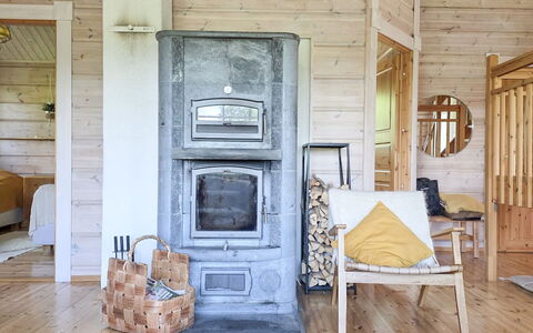 Sirula: Legna, Pavimentazione, Pavimento, Latifoglie, Soffitto, Camera, Color Legno, Plank, Log Cabin, Soggiorno