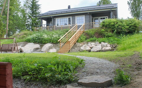 Sirula: Arbusto, Casa, Casa, Lotto, Villetta, Giardino, Groundcover, Landscaping, Raccordo