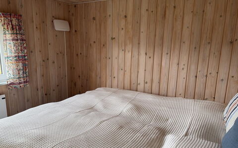 Sys - from the Sea: Pavimentazione, Legna, Pavimento, Camera Da Letto, Interior Design, Mobilia, Camera, Letto, Lenzuolo, Bedding