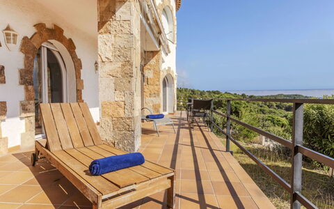La Perla: Appartamento, Balcone, Costa, Condominio, Località Balneare, Ricorrere, Recinzione, Resort Citta ', Hotel, Corrimano