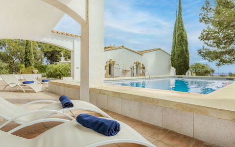 La Perla: Appartamento, Balcone, Costa, Condominio, Località Balneare, Ricorrere, Recinzione, Resort Citta ', Hotel, Corrimano